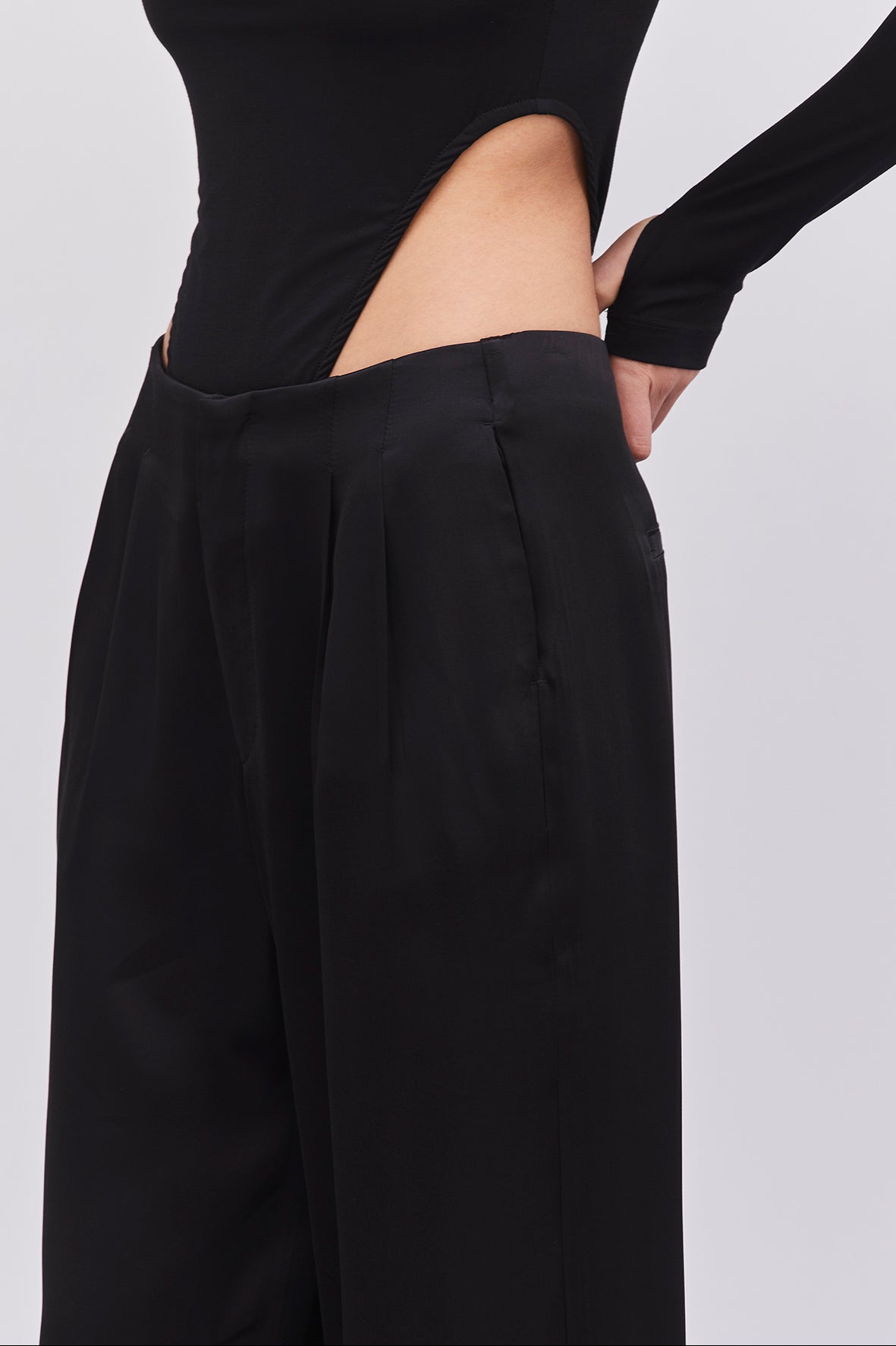 SHIRI TOP